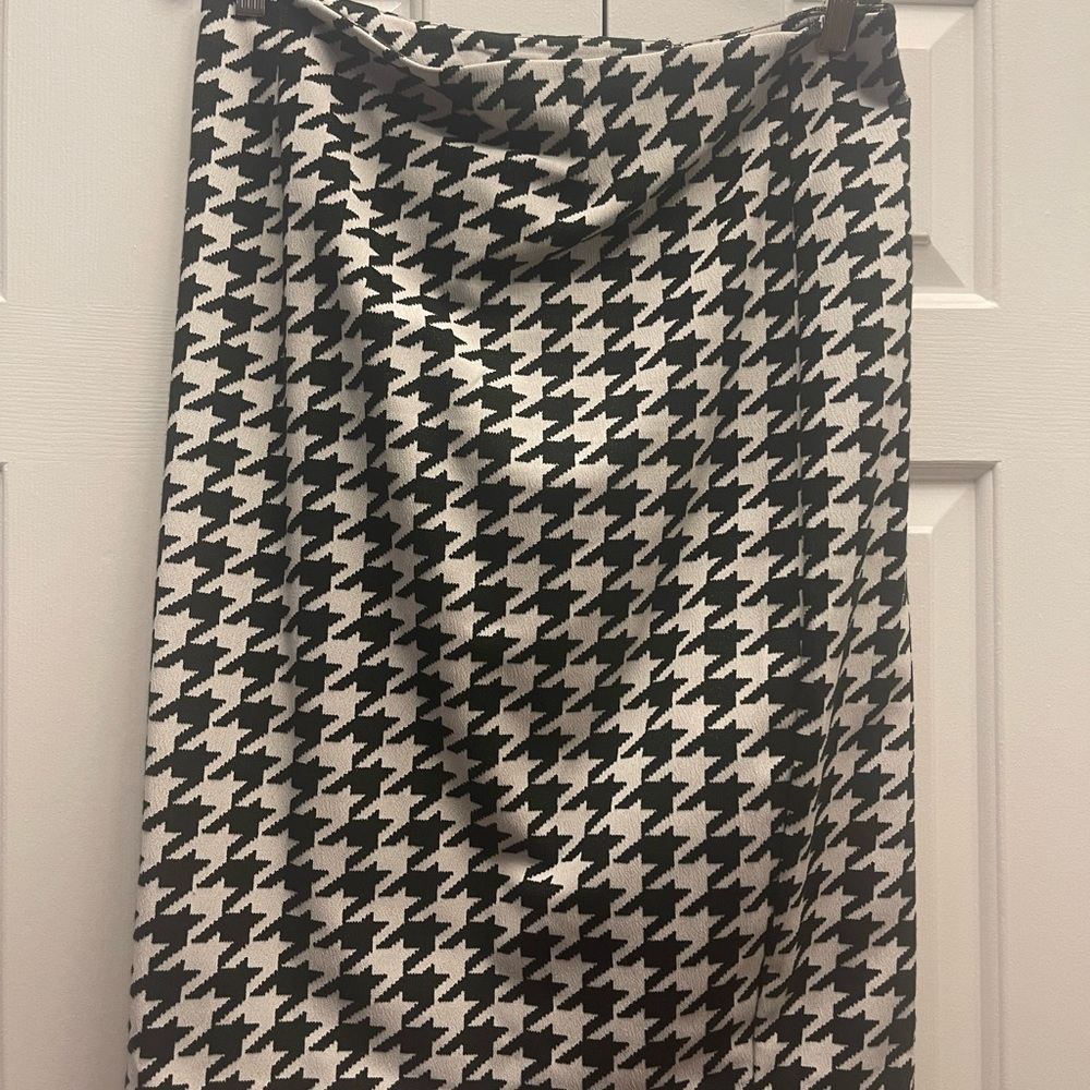 Knee length skirt.